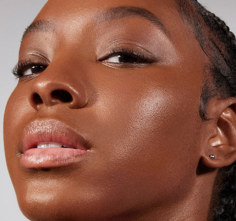 Lightform Extended Hydration Foundation