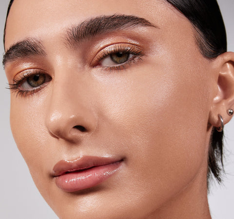 Lightform Extended Hydration Foundation
