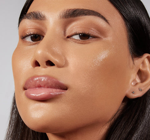 Lightform Extended Hydration Foundation